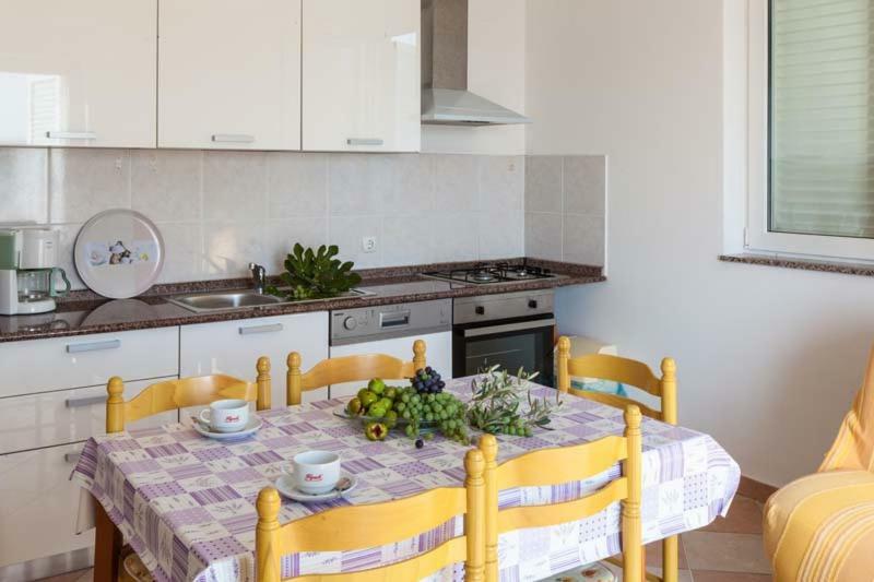Apartmani Mudronja Murter Exterior foto
