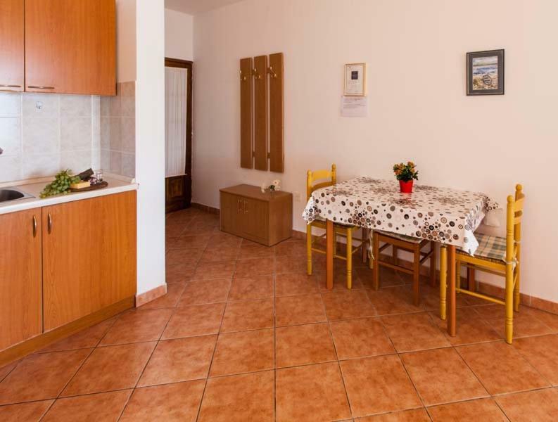 Apartmani Mudronja Murter Exterior foto